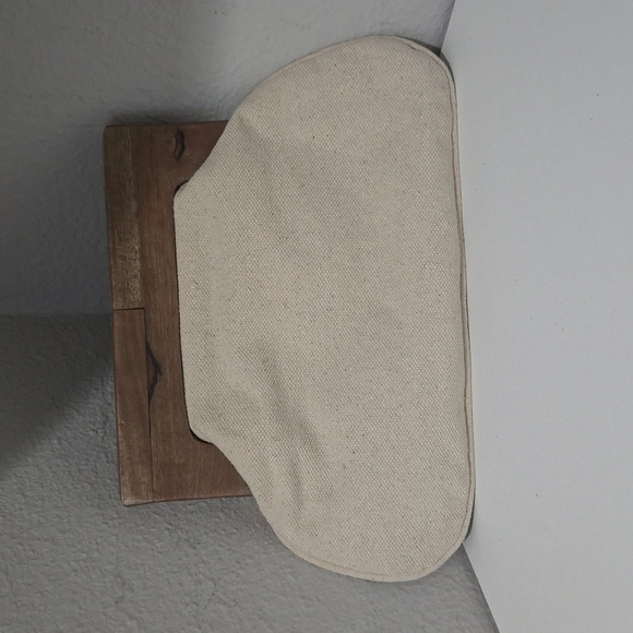 NWOT BEADED SUNBURST WOODEN HANDLE CLUTCH colorful - Picture 3 of 4